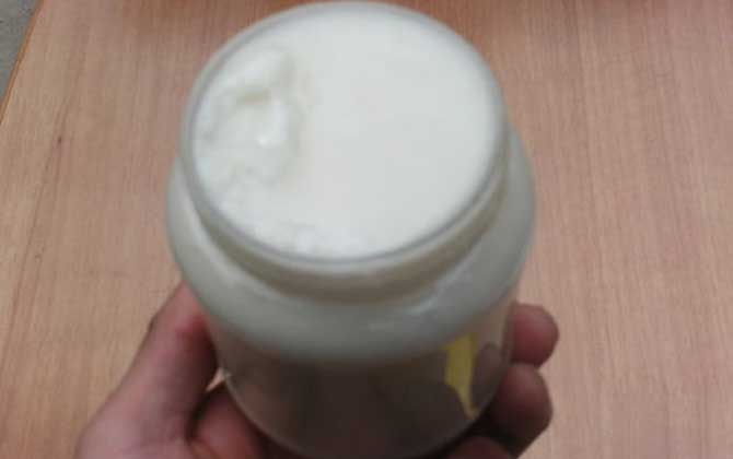 空腹喝蜂蜜水好嗎?不建議空腹喝蜂蜜水,長期空腹喝對胃腸不利! 蜂蜜