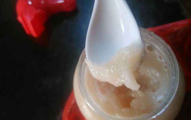 女人吃蜂蜜的好處有哪些?女人經常喝蜂蜜,這7個好處跑不了! 蜂蜜