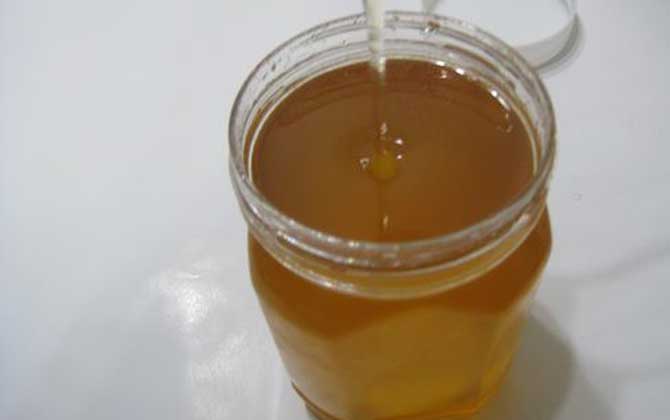 紫云英蜜的功效與作用及食用方法 紫云英蜜