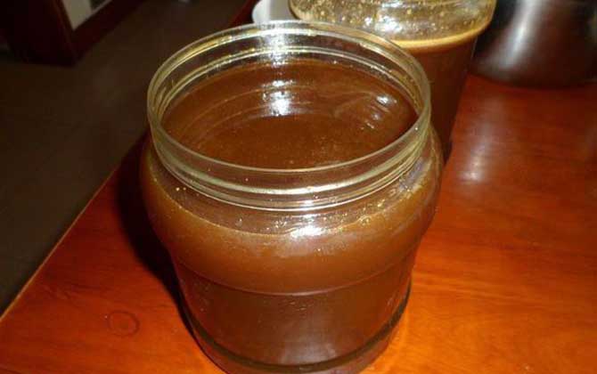 益母草蜂蜜的功效與作用及食用方法 益母草蜂蜜