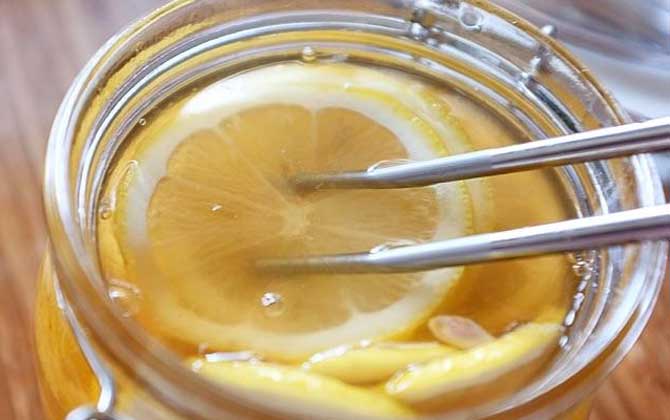 蜂蜜檸檬水是酸性還是堿性? 蜂蜜檸檬水