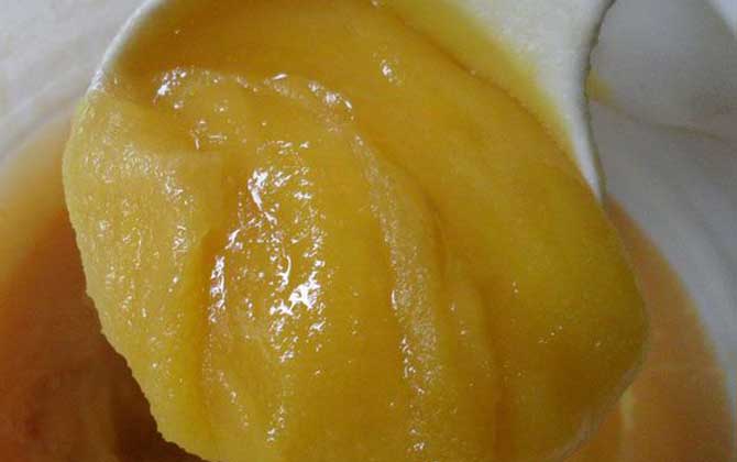 每天用蜂蜜涂臉的人會怎樣? 蜂蜜涂臉