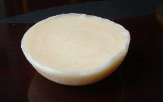 最新蜂蠟價(jià)格多少錢一斤? 蜂蠟