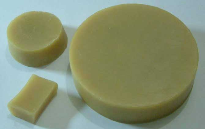 最新蜂蠟價(jià)格多少錢一斤? 蜂蠟