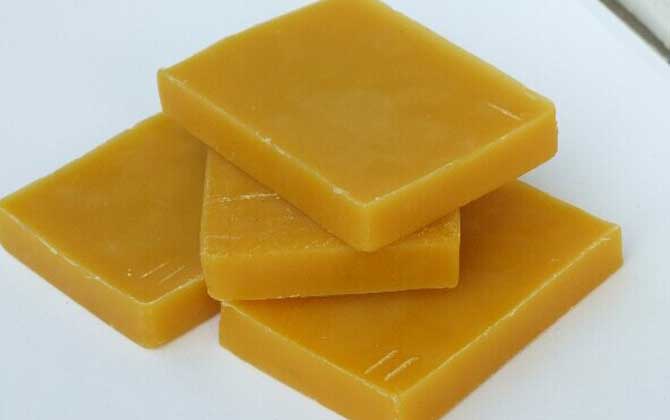 蜂蜜、蜂蠟、蜂王漿、蜂膠、蜂花粉的區別 蜂蠟