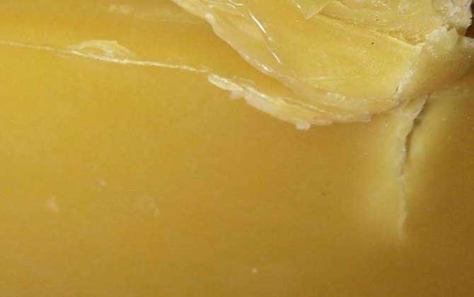 蜂蠟對(duì)蜂群有什么作用? 蜂蠟