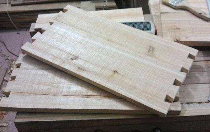 蜂箱的尺寸設計與制作方法 蜂箱