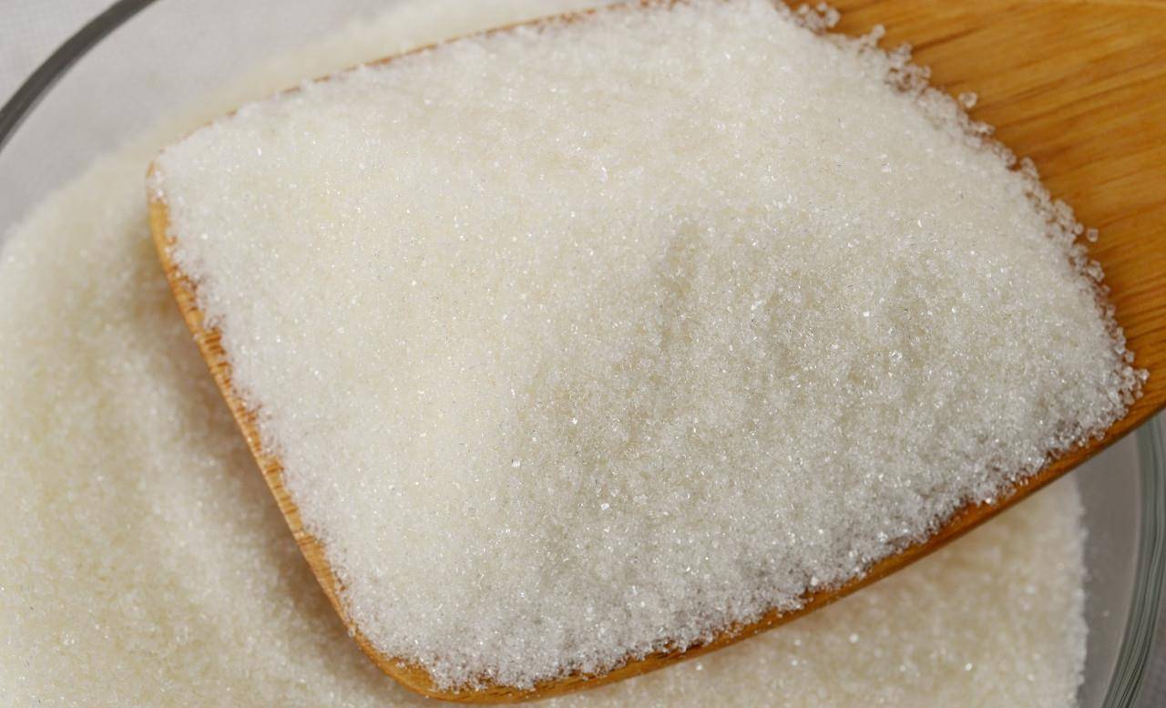 養(yǎng)蜂喂白砂糖的危害(中蜂喂白糖的壞處) 養(yǎng)蜂喂白砂糖的危害(中蜂喂白糖的壞處)