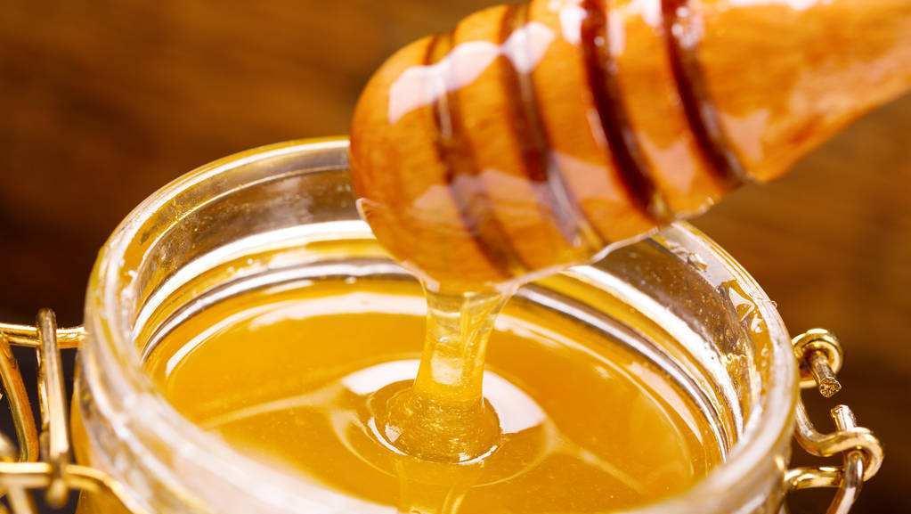 夢見蜜蜂成群是什么預兆(夢見蜜蜂成群密密麻麻飛來飛去) 夢見蜜蜂成群是什么預兆(夢見蜜蜂成群密密麻麻飛來飛去)