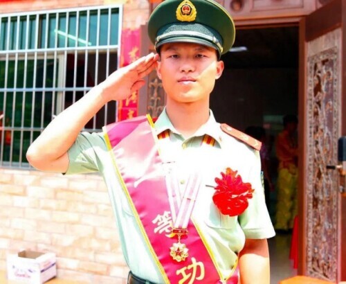 “00后”戰士，一等功