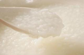 蜂蜜和稀飯能一起吃嗎 蜂蜜和稀飯能一起吃嗎