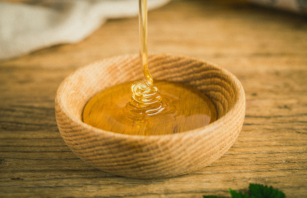 長期用蜂蜜洗臉的好處與壞處(蜂蜜怎樣洗臉效果最好) 長期用蜂蜜洗臉的好處與壞處(蜂蜜怎樣洗臉效果最好)