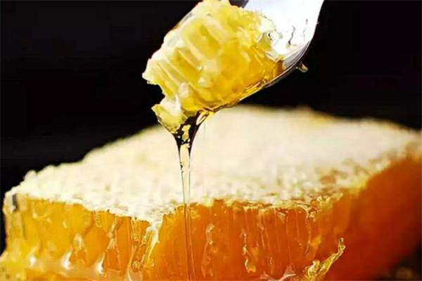 蜂巢可以吃嗎？有什么功效？