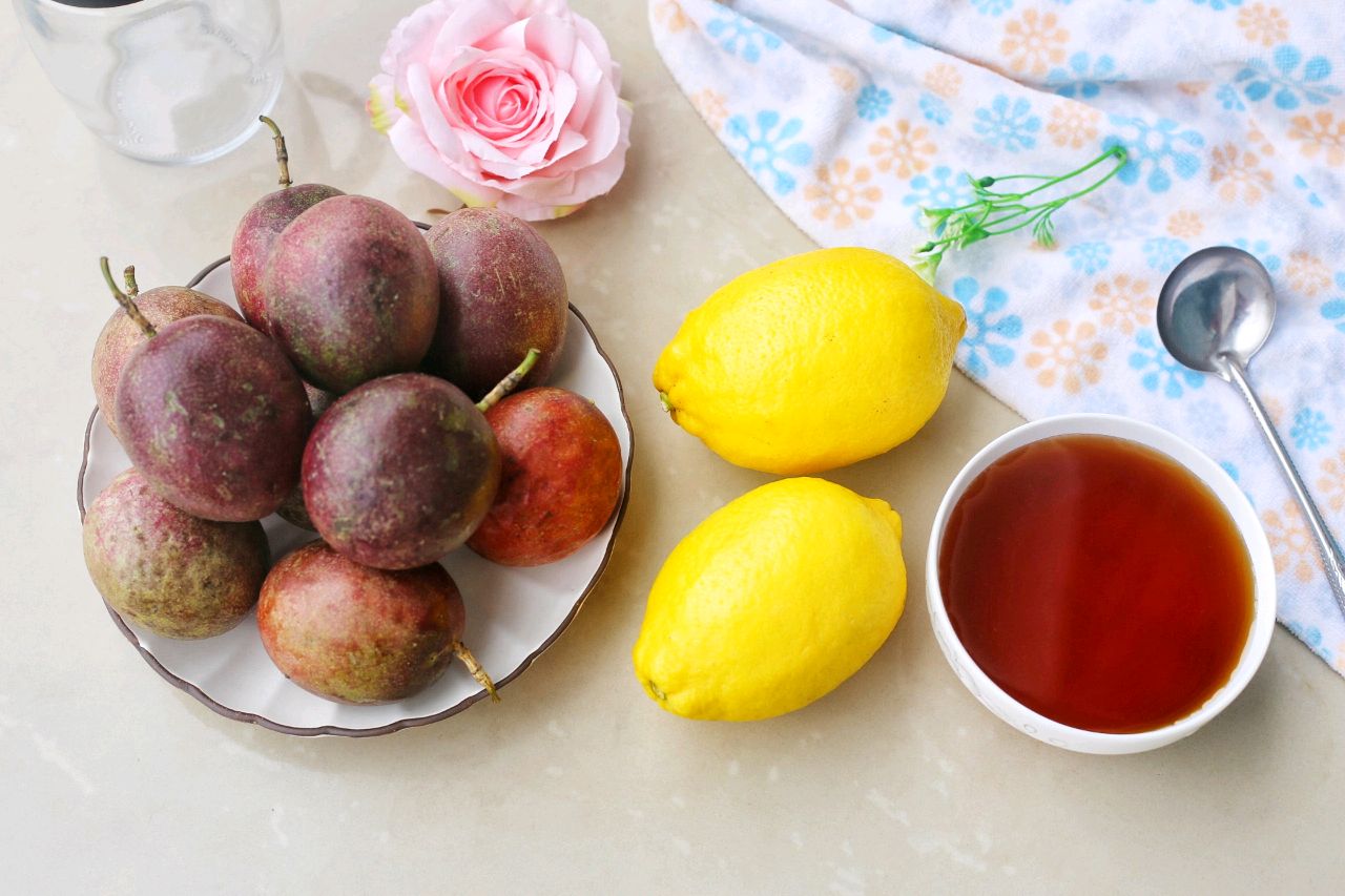 檸檬百香果蜂蜜怎么做(百香果檸檬蜂蜜制作方法竅門) 檸檬百香果蜂蜜怎么做(百香果檸檬蜂蜜制作方法竅門)