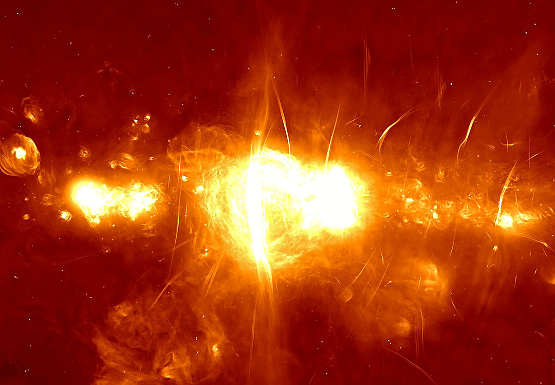 銀河系中心傳來神秘信號,一年重復(fù)13次,會是外星文明嗎(銀河系有外星生命嗎) 銀河系中心傳來神秘信號,一年重復(fù)13次,天文學(xué)家:不是已知天體