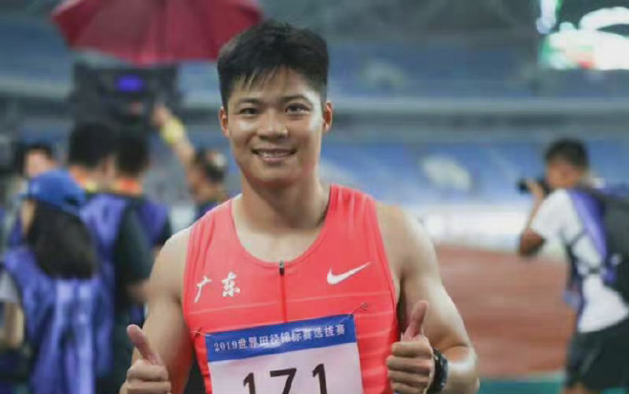 蘇炳添9秒95百米奪冠 全運會蘇炳添百米9秒95奪冠 上屆冠軍謝震業獲得亞軍