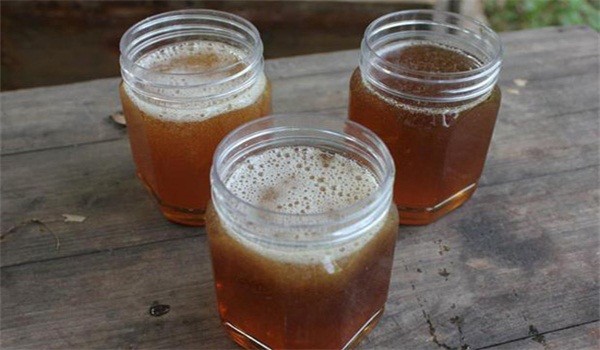 蜂蜜為什么會有酸酸的味道(正宗蜂蜜帶酸味的原因) 蜂蜜為什么會有酸酸的味道(正宗蜂蜜帶酸味的原因)