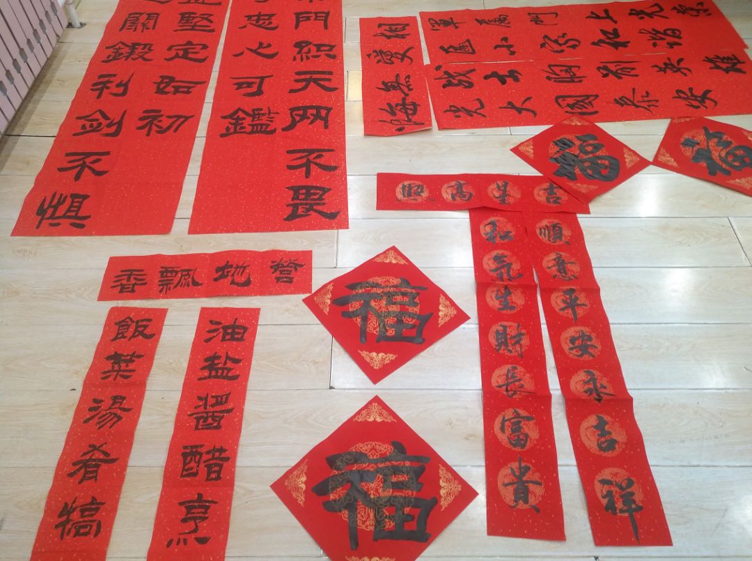 蜂箱對(duì)聯(lián)怎么寫(養(yǎng)蜂對(duì)聯(lián)大全) 蜂箱對(duì)聯(lián)怎么寫(養(yǎng)蜂對(duì)聯(lián)大全)