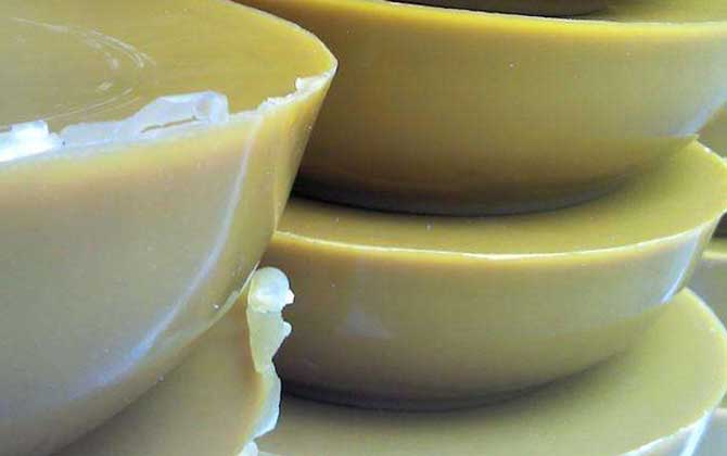 蜂蠟對(duì)蜜蜂有什么用 蜂蠟對(duì)蜜蜂有什么用