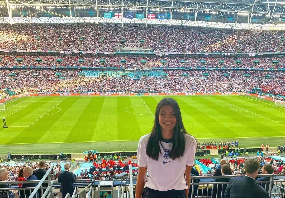 18歲華裔小將奪美網冠軍 18歲華裔小將美網奪冠!高顏值被指似選美冠軍,開口東北話太親切