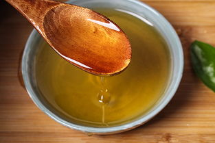 結(jié)晶蜂蜜怎么辨別真假(結(jié)晶蜂蜜和不結(jié)晶蜂蜜哪個(gè)好) 結(jié)晶蜂蜜怎么辨別真假(結(jié)晶蜂蜜和不結(jié)晶蜂蜜哪個(gè)好)