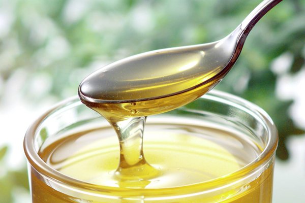 結(jié)晶蜂蜜怎么辨別真假(結(jié)晶蜂蜜和不結(jié)晶蜂蜜哪個(gè)好) 結(jié)晶蜂蜜怎么辨別真假(結(jié)晶蜂蜜和不結(jié)晶蜂蜜哪個(gè)好)