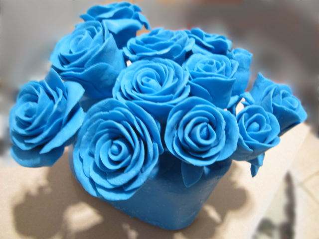 藍(lán)玫瑰的含義是什么意思(藍(lán)玫瑰的花語(yǔ)和象征) 藍(lán)玫瑰的含義是什么意思(藍(lán)玫瑰的花語(yǔ)和象征)